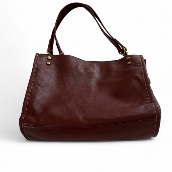 American Leather Co. Handbags - Chic Brown Leather Shoulder Bag